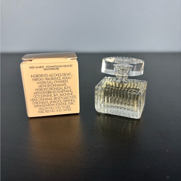 Chloé Eau de Parfum Miniature - Pale Peach Box with Clear Bottle - Picture 2 of 3